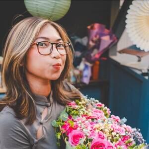 Meet your Posher, Lilac adia